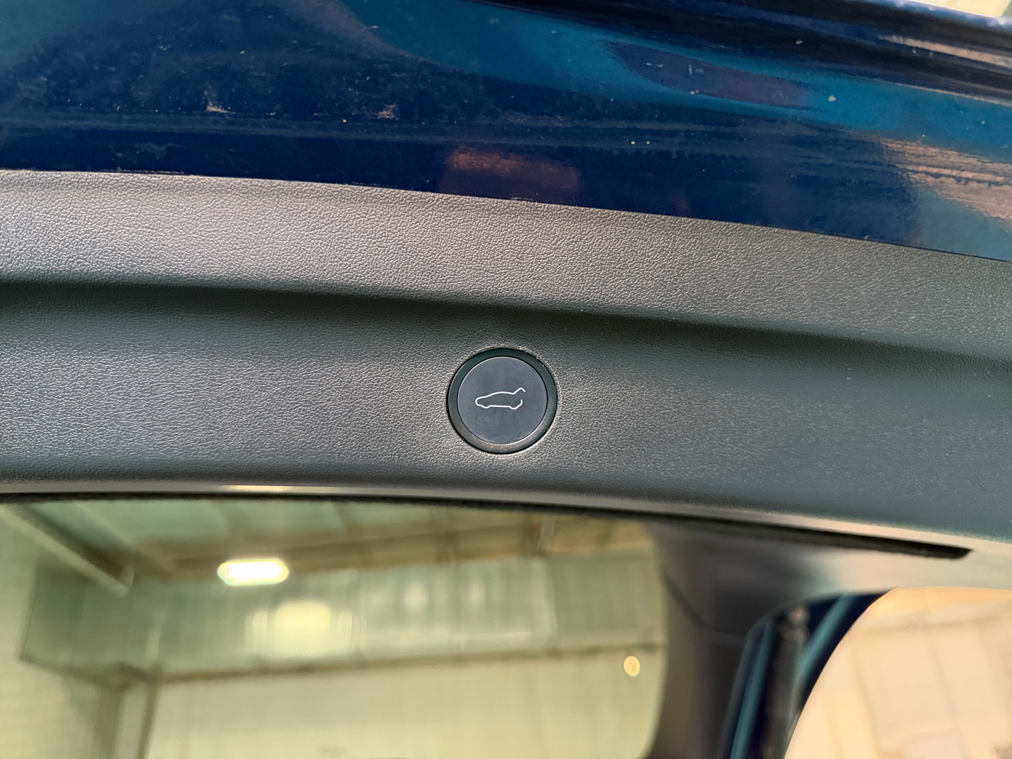 tesla model y 2022 7SAYGDEF2NF448724 image tesla model y 2022 7SAYGDEF2NF448724 image
